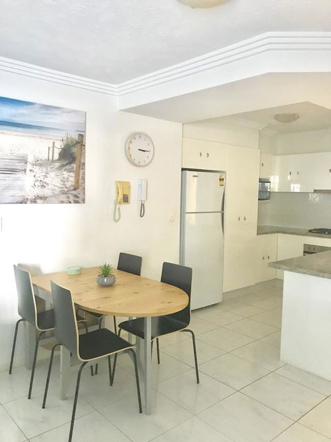 Regency On The Beach - Accommodation 4U 7
