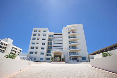 Regency On The Beach - Accommodation 4U 13