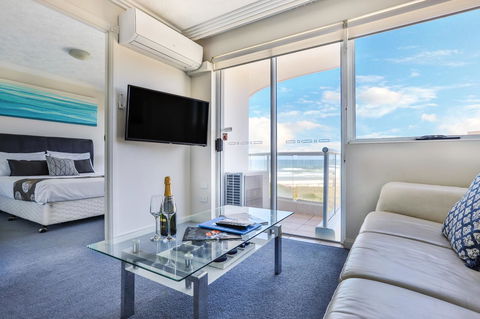 Regency On The Beach - Accommodation 4U 4