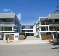 Maggies Beachfront Apt. 2 - Accommodation 4U