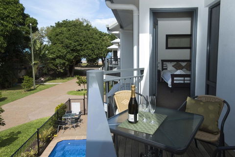 Woodville Beach Townhouse 5 - Accommodation 4U 4
