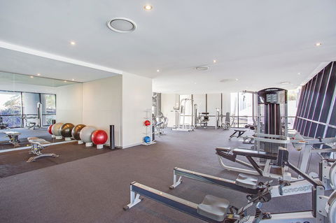 Mantra Circle On Cavill - Accommodation 4U 42