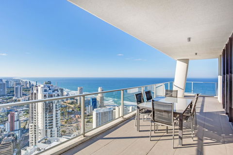 Mantra Circle On Cavill - Accommodation 4U 10