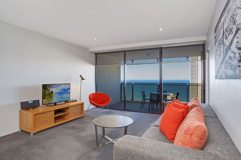 Mantra Circle On Cavill - Accommodation 4U 29
