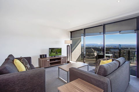 Mantra Circle On Cavill - Accommodation 4U 38