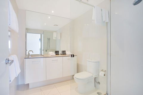 Mantra Circle On Cavill - Accommodation 4U 4