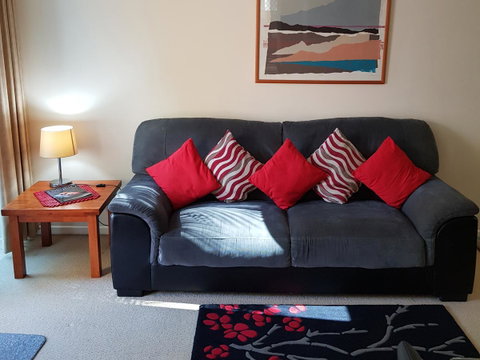 Surfers Beach Resort One - Accommodation 4U 16