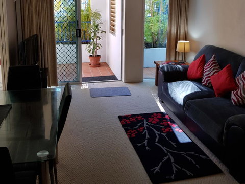 Surfers Beach Resort One - Accommodation 4U 17