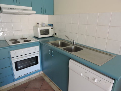 Surfers Beach Resort One - Accommodation 4U 43