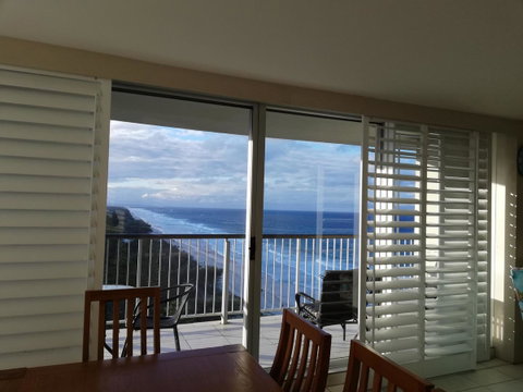 Golden Sands On The Beach - Absolute Beachfront Apartments - Accommodation 4U 34