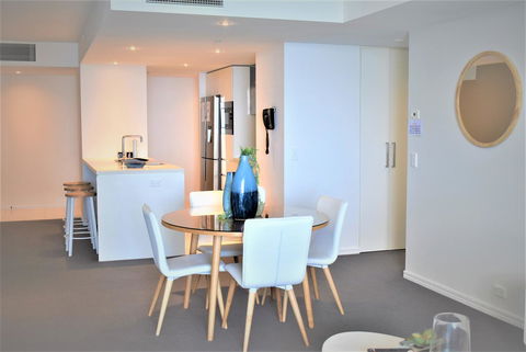Gold Coast Private Apartments - H Residences, Surfers Paradise - Accommodation 4U 12
