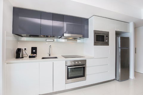 Gold Coast Private Apartments - H Residences, Surfers Paradise - Accommodation 4U 24