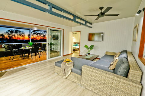 The Summit 1770 - Accommodation 4U 11