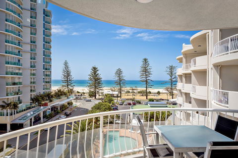 Kirra Beach Apartments - Accommodation 4U 22