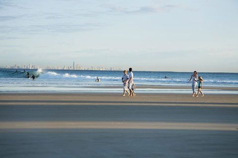 Kirra Beach Apartments - Accommodation 4U 11
