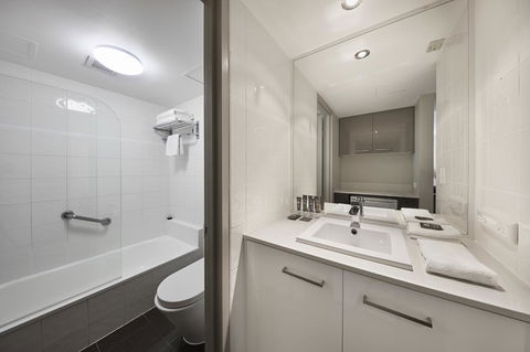 Novotel Surfers Paradise - Accommodation 4U 19