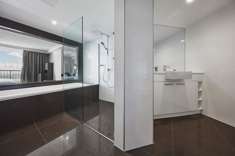 Novotel Surfers Paradise - Accommodation 4U 20
