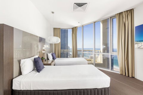 Novotel Surfers Paradise - Accommodation 4U 2
