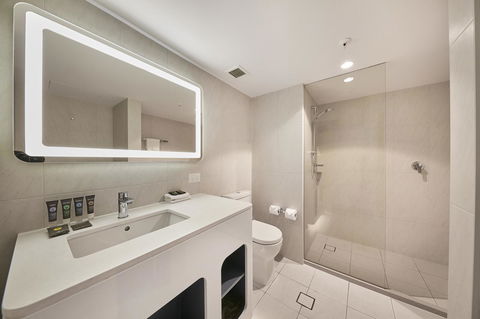 Novotel Surfers Paradise - Accommodation 4U 16