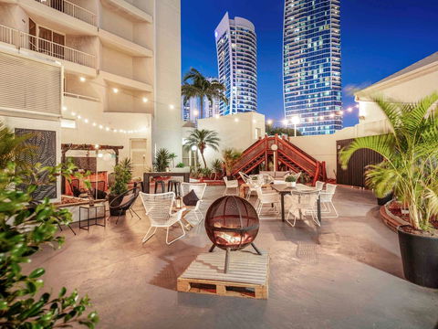 Novotel Surfers Paradise - Accommodation 4U 0