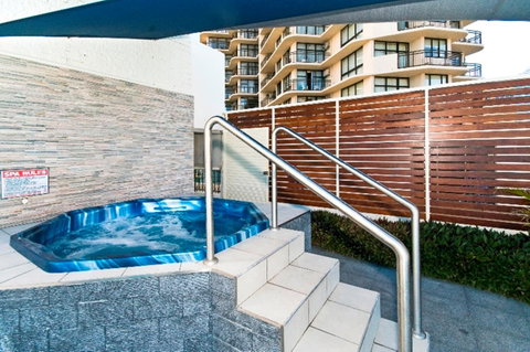 Surfers International Apartments - Accommodation 4U 39