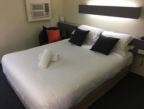 Emerald Central Hotel Official - Accommodation 4U 19