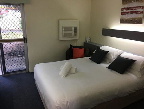 Emerald Central Hotel Official - Accommodation 4U 21