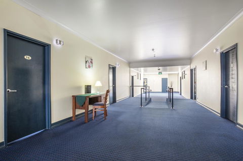 Nightcap At Atherton Hotel - Accommodation 4U 10