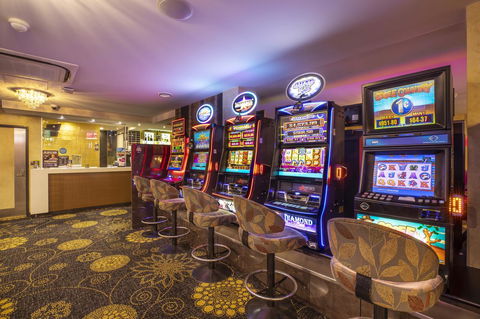 Nightcap At Atherton Hotel - Accommodation 4U 23