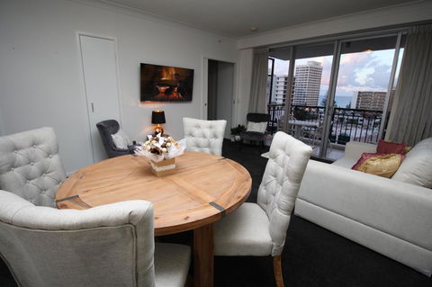 PeepSleep Chevron Towers - Accommodation 4U 10