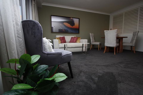 PeepSleep Chevron Towers - Accommodation 4U 6
