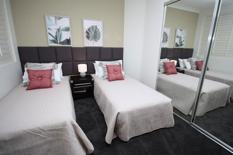 PeepSleep Chevron Towers - Accommodation 4U 23