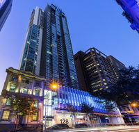 Oaks Charlotte Towers - Accommodation 4U