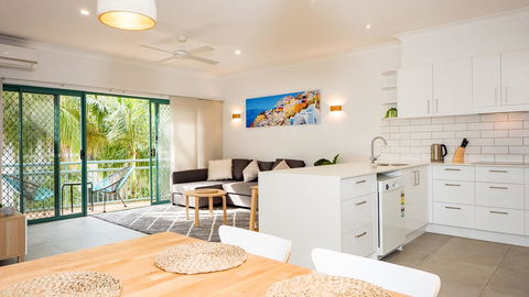 Currumbin Sands On The Beach - Accommodation 4U 16