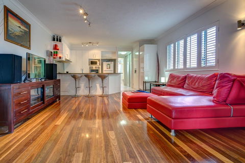 Currumbin Sands On The Beach - Accommodation 4U 20