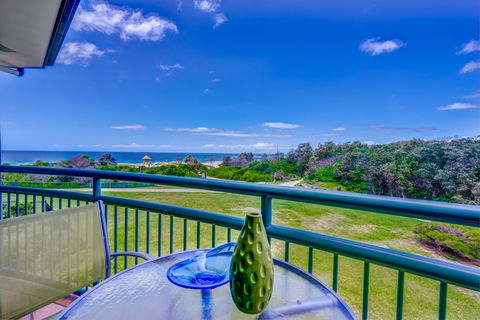 Currumbin Sands On The Beach - Accommodation 4U 2