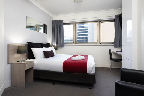 George Williams Hotel - Accommodation 4U 5