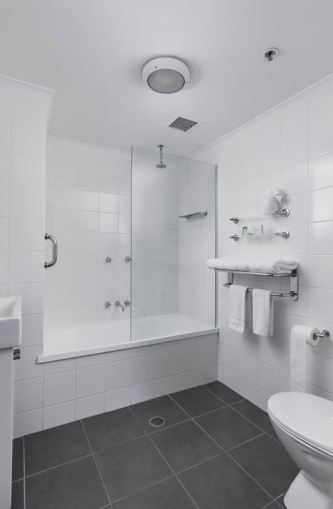 George Williams Hotel - Accommodation 4U 42