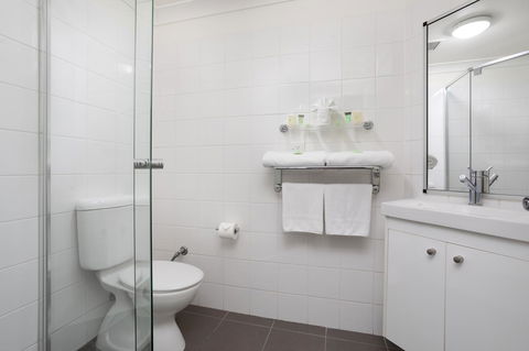 George Williams Hotel - Accommodation 4U 1