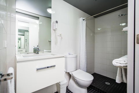 George Williams Hotel - Accommodation 4U 43