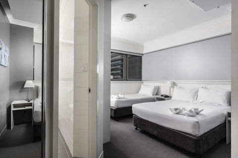 George Williams Hotel - Accommodation 4U 33