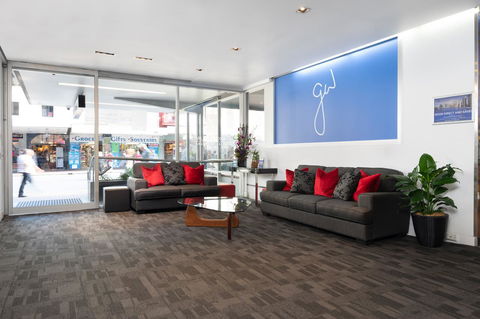 George Williams Hotel - Accommodation 4U 6