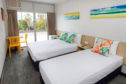 Palm Beach Hotel - Accommodation 4U 0