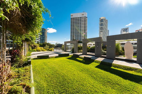 Peppers Broadbeach - Accommodation 4U 1