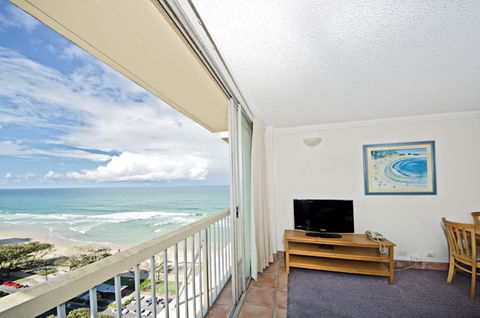 Chateau Beachside Resort - Accommodation 4U 25