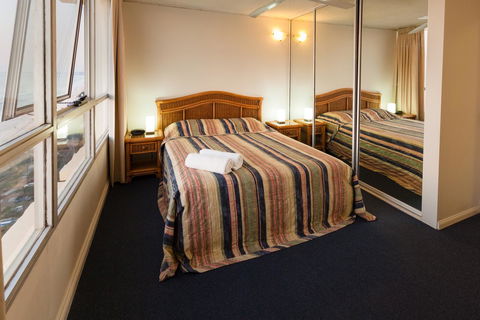 Chateau Beachside Resort - Accommodation 4U 29