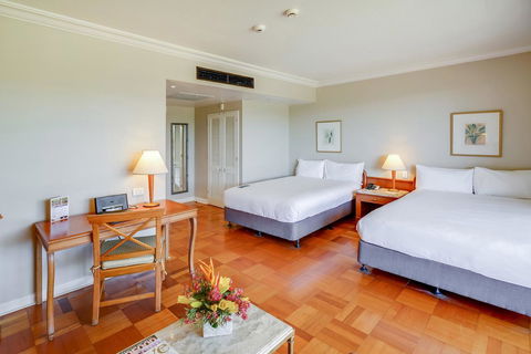 InterContinental Sanctuary Cove Resort, An IHG Hotel - Accommodation 4U 7