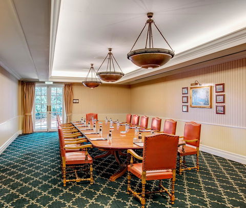 InterContinental Sanctuary Cove Resort, An IHG Hotel - Accommodation 4U 23