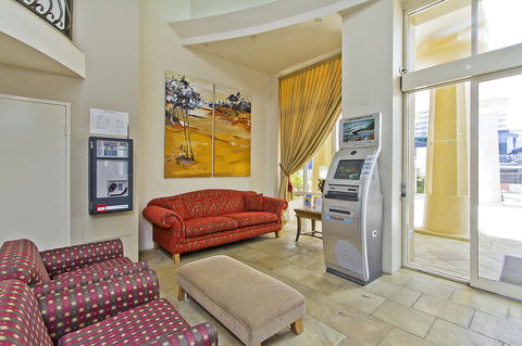 Palazzo Colonnades - Accommodation 4U 21
