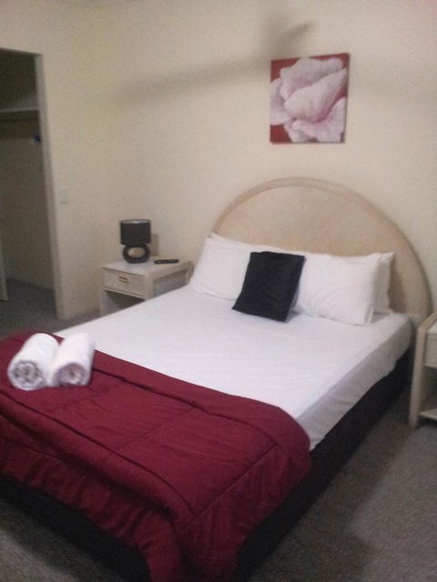 Champelli Palms Apartments - Accommodation 4U 16